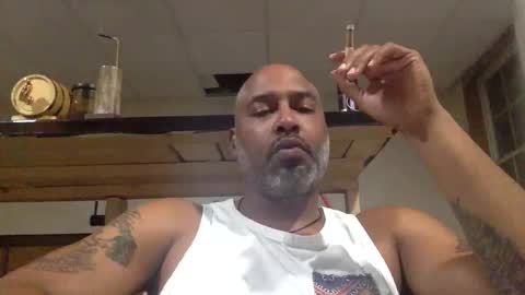 Snapshot of zionlion22 chatting on 10/30/25, 02:02 zionlion22 online show from 10/30/25, 02:02