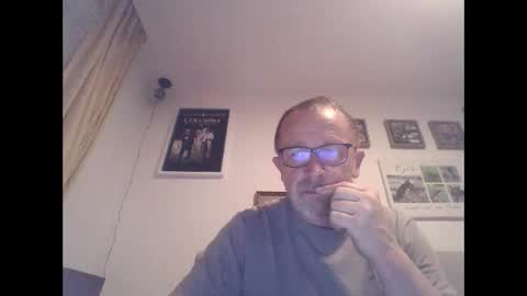 Snapshot of zippi55 chatting on 10/02/25, 07:21 Zippi online show from 10/02/25, 07:21