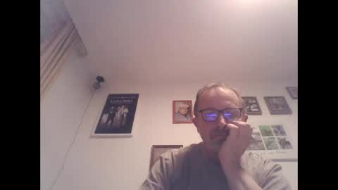 Snapshot of zippi55 chatting on 10/15/25, 08:09 Zippi online show from 10/15/25, 08:09