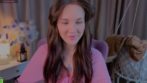 Zlata  Mon Tue Thu Fri Sun Sa GMT 3 0000pm - 0600pm  online show from 01/18/26, 09:02