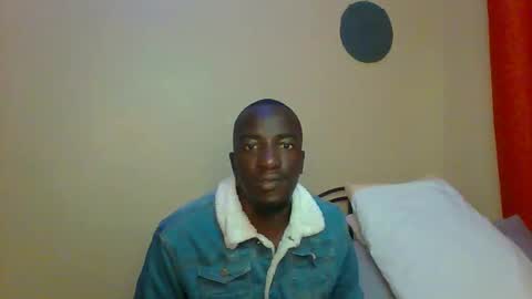 Snapshot of zlatann2012 chatting on 03/10/25, 05:50 Zlatann2012 online show from 03/10/25, 05:50