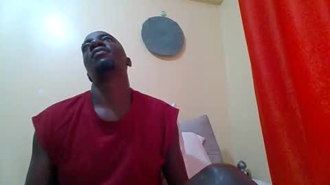 Snapshot of zlatann2012 chatting on 10/07/25, 09:06 Zlatann2012 online show from 10/07/25, 09:06