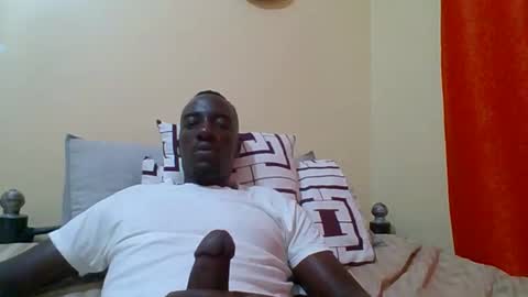 Snapshot of zlatann2012 chatting on 11/07/25, 01:55 Zlatann2012 online show from 11/07/25, 01:55