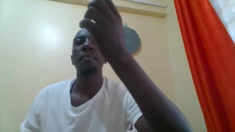 Snapshot of zlatann2012 chatting on 11/10/25, 07:18 Zlatann2012 online show from 11/10/25, 07:18