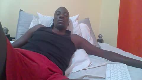 Snapshot of zlatann2012 chatting on 12/01/25, 09:36 Zlatann2012 online show from 12/01/25, 09:36