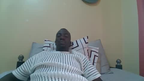 Snapshot of zlatann2012 chatting on 12/16/25, 09:36 Zlatann2012 online show from 12/16/25, 09:36