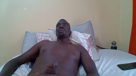 Snapshot of zlatann2012 chatting on 02/02/26, 10:03 Zlatann2012 online show from 02/02/26, 10:03