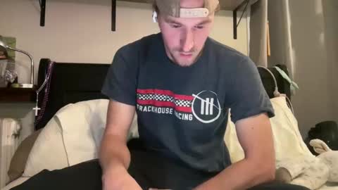 Snapshot of zmac0214 chatting on 10/31/25, 06:42 Gregm0419 online show from 10/31/25, 06:42