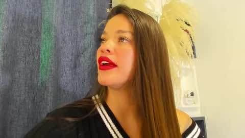 ZOE online show from 09/17/25, 05:20