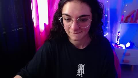 zoe_0111 online show from 01/14/25, 06:28