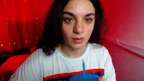 zoe_0111 online show from 02/14/25, 09:21