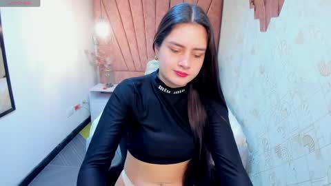 ZOE TAYLOR online show from 04/17/26, 11:57