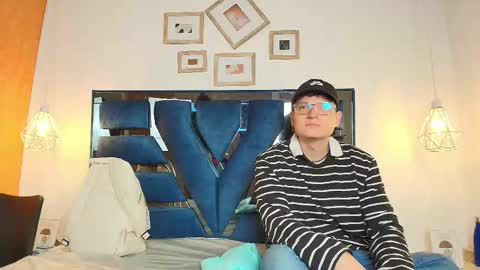 Zoe and dylan  online show from 02/24/26, 12:25