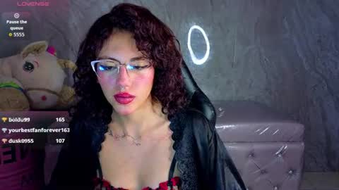 Snapshot of zoe_ch_ chatting on 06/28/26, 03:18 zoe_ch_ online show from 06/28/26, 03:18