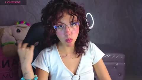 Snapshot of zoe_ch_ chatting on 07/09/26, 03:10 zoe_ch_ online show from 07/09/26, 03:10