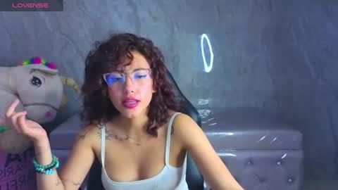 Snapshot of zoe_ch_ chatting on 07/22/26, 03:09 zoe_ch_ online show from 07/22/26, 03:09