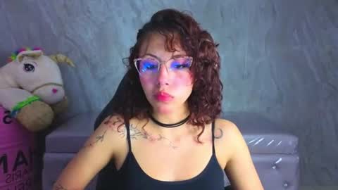 Snapshot of zoe_ch_ chatting on 07/24/26, 03:15 zoe_ch_ online show from 07/24/26, 03:15