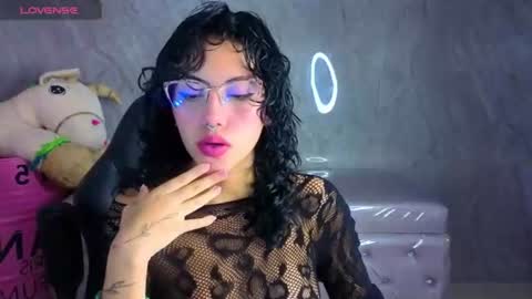 Snapshot of zoe_ch_ chatting on 07/31/26, 03:06 zoe_ch_ online show from 07/31/26, 03:06