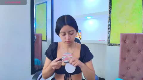 Z O E online show from 10/12/25, 02:27