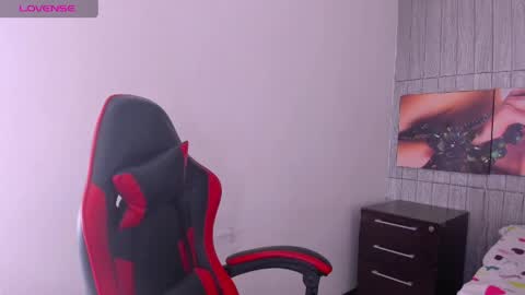 Z O E online show from 04/10/26, 08:46