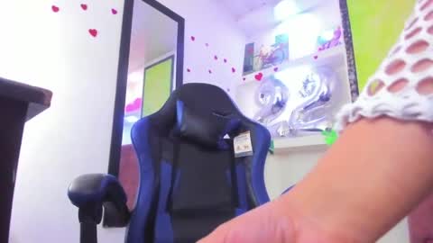 Z O E online show from 04/14/26, 09:21