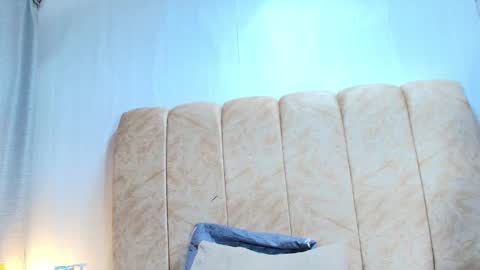 Zoe online show from 01/19/26, 12:31