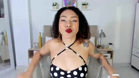 Zoe Gruber online show from 05/30/26, 12:08