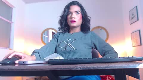 zoe_hecate online show from 02/02/26, 10:58