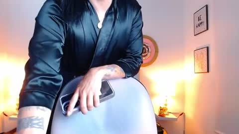 zoe_hecate online show from 05/16/26, 12:51