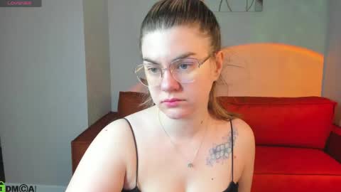 Zoe online show from 03/06/26, 01:46