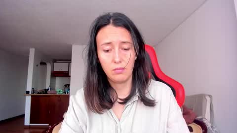 Snapshot of zoe_jeane_beker chatting on 11/10/25, 09:47 ZOE online show from 11/10/25, 09:47