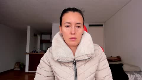 Snapshot of zoe_jeane_beker chatting on 12/02/25, 09:32 ZOE online show from 12/02/25, 09:32