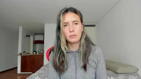 ZOE online show from 05/10/26, 07:52