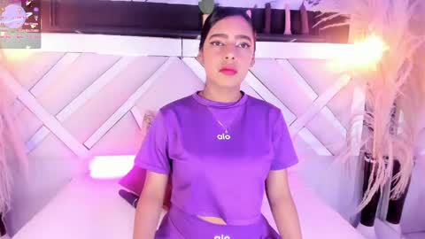 Zoey  online show from 05/09/26, 10:04