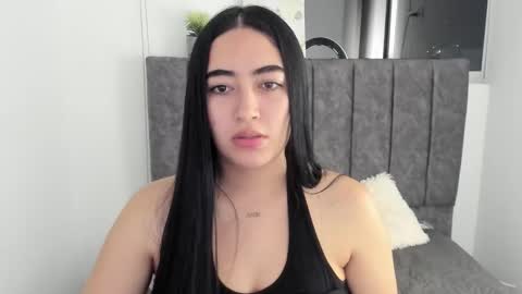 Snapshot of zoe_jones7 chatting on 09/17/25, 03:41 zoe_jones7 online show from 09/17/25, 03:41