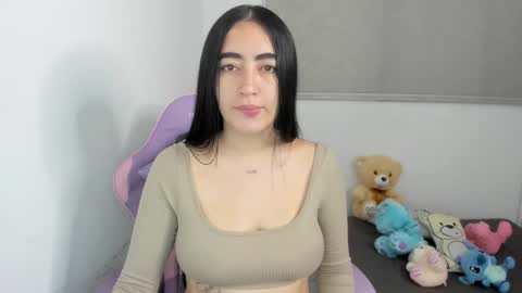 Snapshot of zoe_jones7 chatting on 06/09/26, 03:51 zoe_jones7 online show from 06/09/26, 03:51