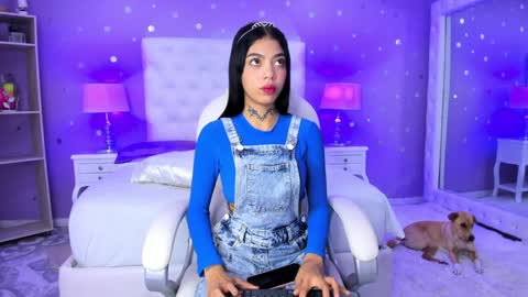 CAMILA online show from 02/04/25, 07:40