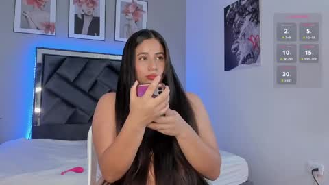 zoe_longhair online show from 03/26/26, 07:19