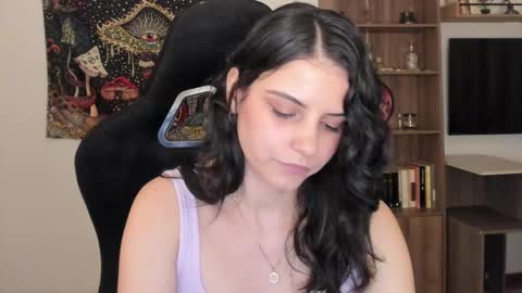 Snapshot of zoe_lover_ chatting on 09/24/25, 12:58 Zoe online show from 09/24/25, 12:58