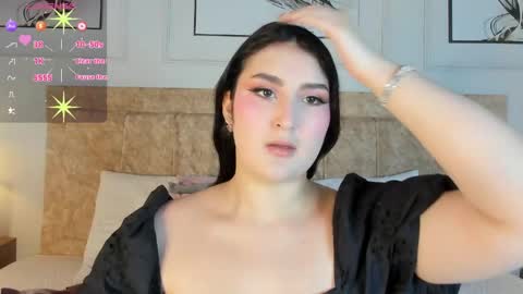 Snapshot of zoe_moon__ chatting on 05/18/26, 02:34 zoe_moon__ online show from 05/18/26, 02:34