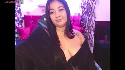 zoe_naughty22 online show from 02/21/26, 05:41