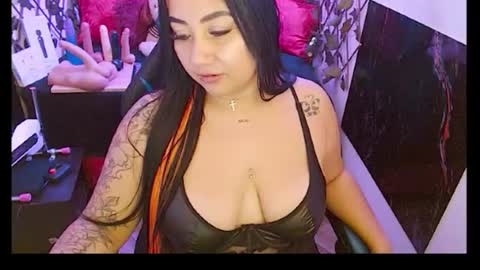zoe_naughty22 online show from 04/21/26, 02:51