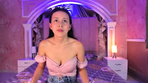 zoe_pettite_ online show from 02/28/25, 02:31