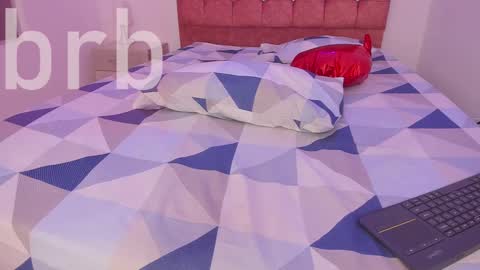 zoe_pettite_ online show from 03/03/25, 03:09