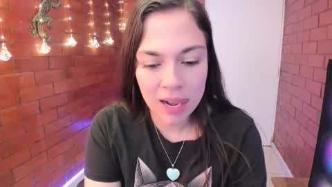 Zoe  online show from 10/03/25, 01:52