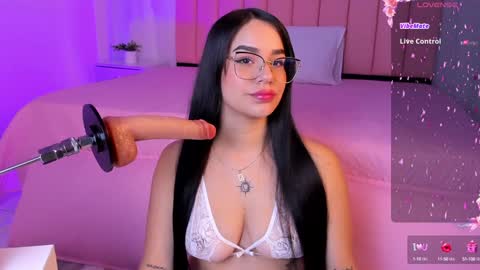 Snapshot of zoe_rivers chatting on 02/08/25, 05:29 Zoe online show from 02/08/25, 05:29