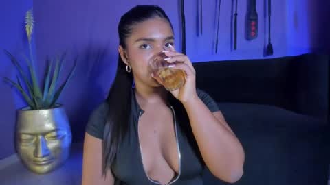 Zoe online show from 02/15/26, 02:52