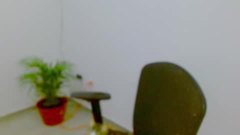 ZOE online show from 12/22/25, 01:24