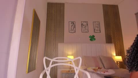 Hi guys i am Zoe  online show from 03/14/26, 11:59