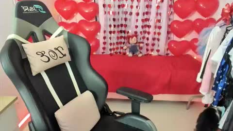 zoe_sullivan_ online show from 02/14/26, 09:06